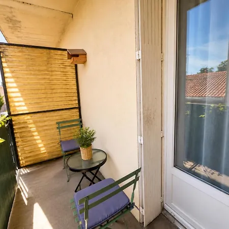 Jungle Avec Balcon Lejlighed Agen