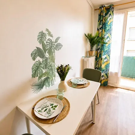Jungle Avec Balcon *